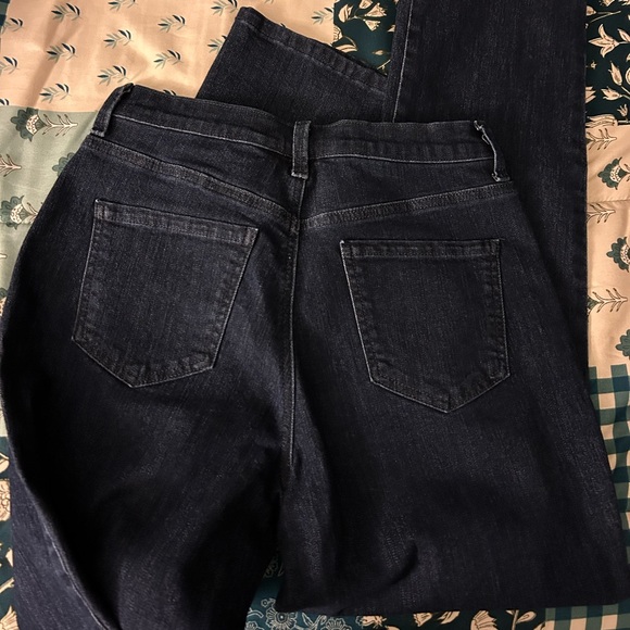 Gloria Vanderbilt Dark Blue Jeans👖 - Picture 5 of 5